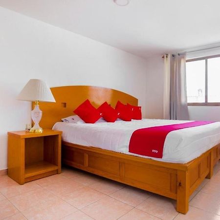 Oyo Hotel Montes, Atlixco Puebla Kültér fotó