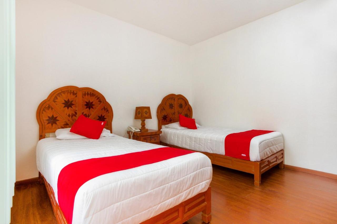 Oyo Hotel Montes, Atlixco Puebla Kültér fotó