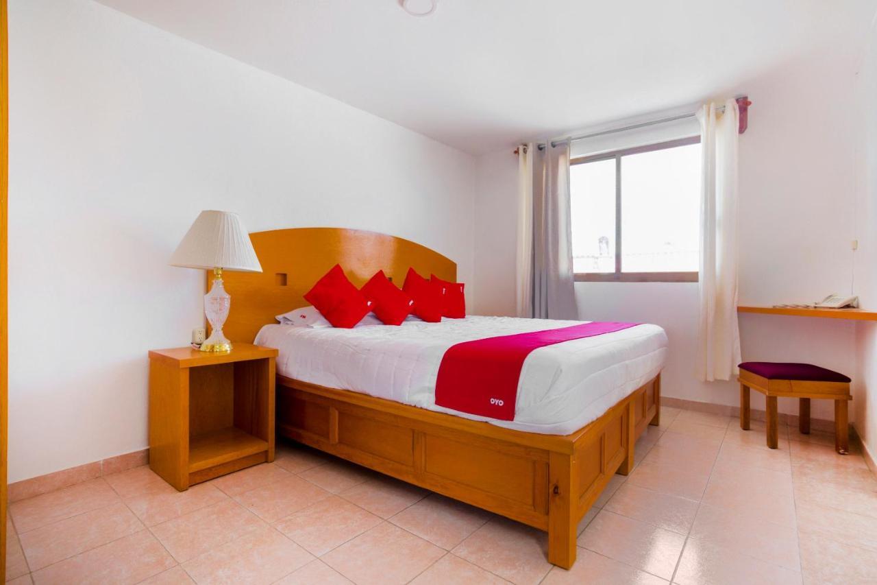 Oyo Hotel Montes, Atlixco Puebla Kültér fotó